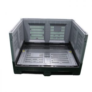 Plastic Pallets and Containers for the Large-Scale Retail Industry