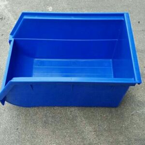 small plastic totes